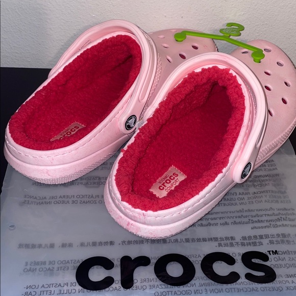 CROCS Classic Watercolor Marbled Lined Clog - Picture 6 of 11